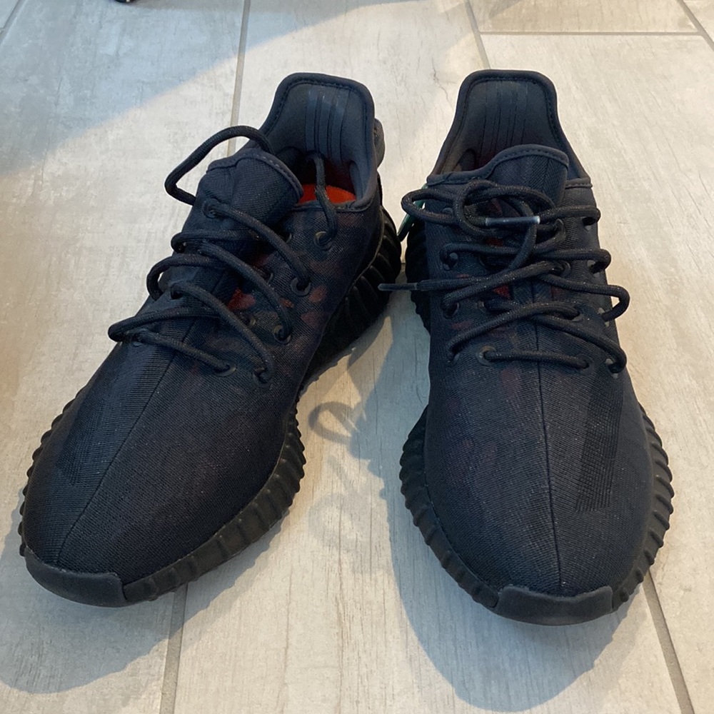 SOLD ‼️ Yeezy Boost 350 Brand New in Box